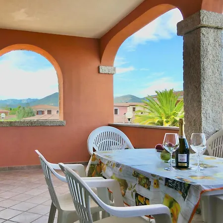 Iss Travel, La Ginestra - 2-bedroom With Terrace And View Over Tavolara Island Appartamento