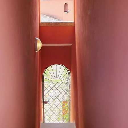 Iss Travel, La Ginestra - 2-bedroom With Terrace And View Over Tavolara Island Apartament San Teodoro (Sardinia)
