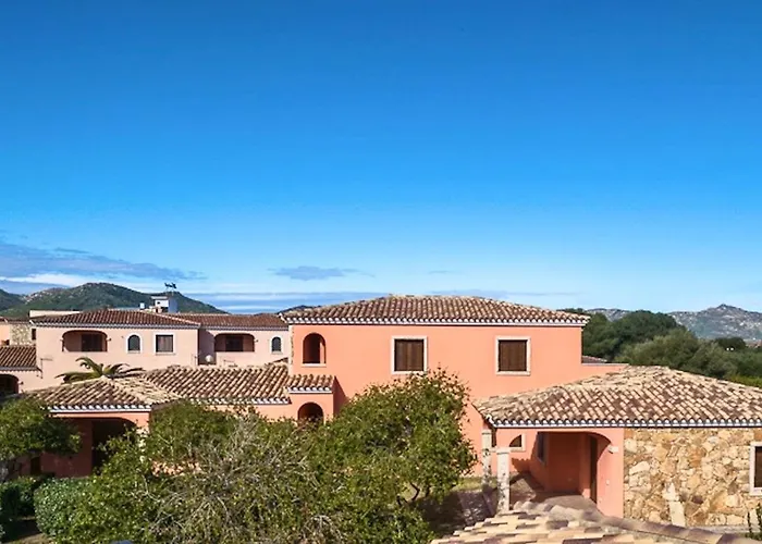Iss Travel, La Ginestra - 2-bedroom With Terrace And View Over Tavolara Island *
