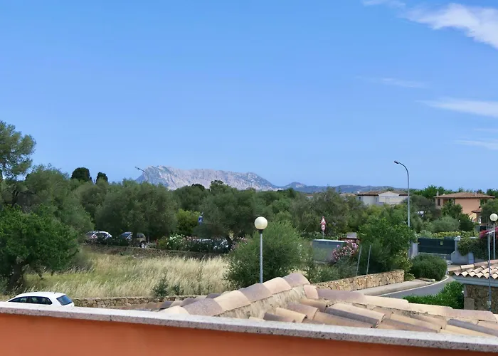 Iss Travel, La Ginestra - 2-bedroom With Terrace And View Over Tavolara Island San Teodoro (Sardinia)