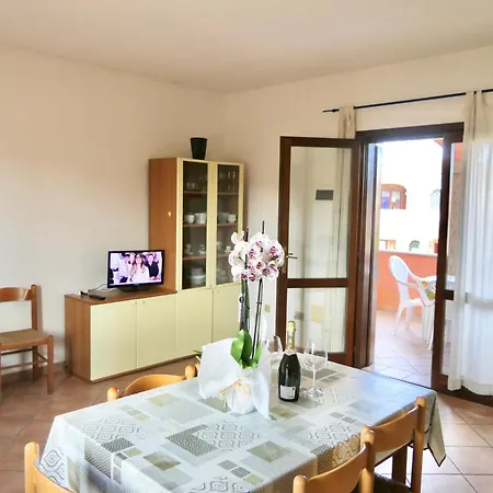 Iss Travel, La Ginestra - 2-bedroom With Terrace And View Over Tavolara Island * San Teodoro (Sardinia)