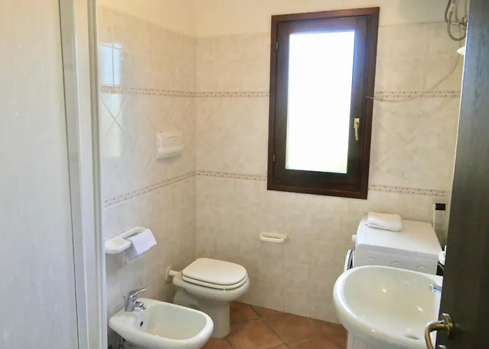Apartman Iss Travel, La Ginestra - 2-bedroom With Terrace And View Over Tavolara Island *